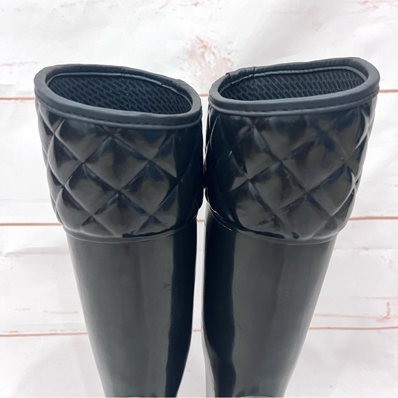 Hunter Black Quilted Asymmetrical Rigley Waterproof
Tall Rain Boots - Picture 5 of 12